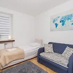 Apartments Krakow Mały Płaszów by Renters